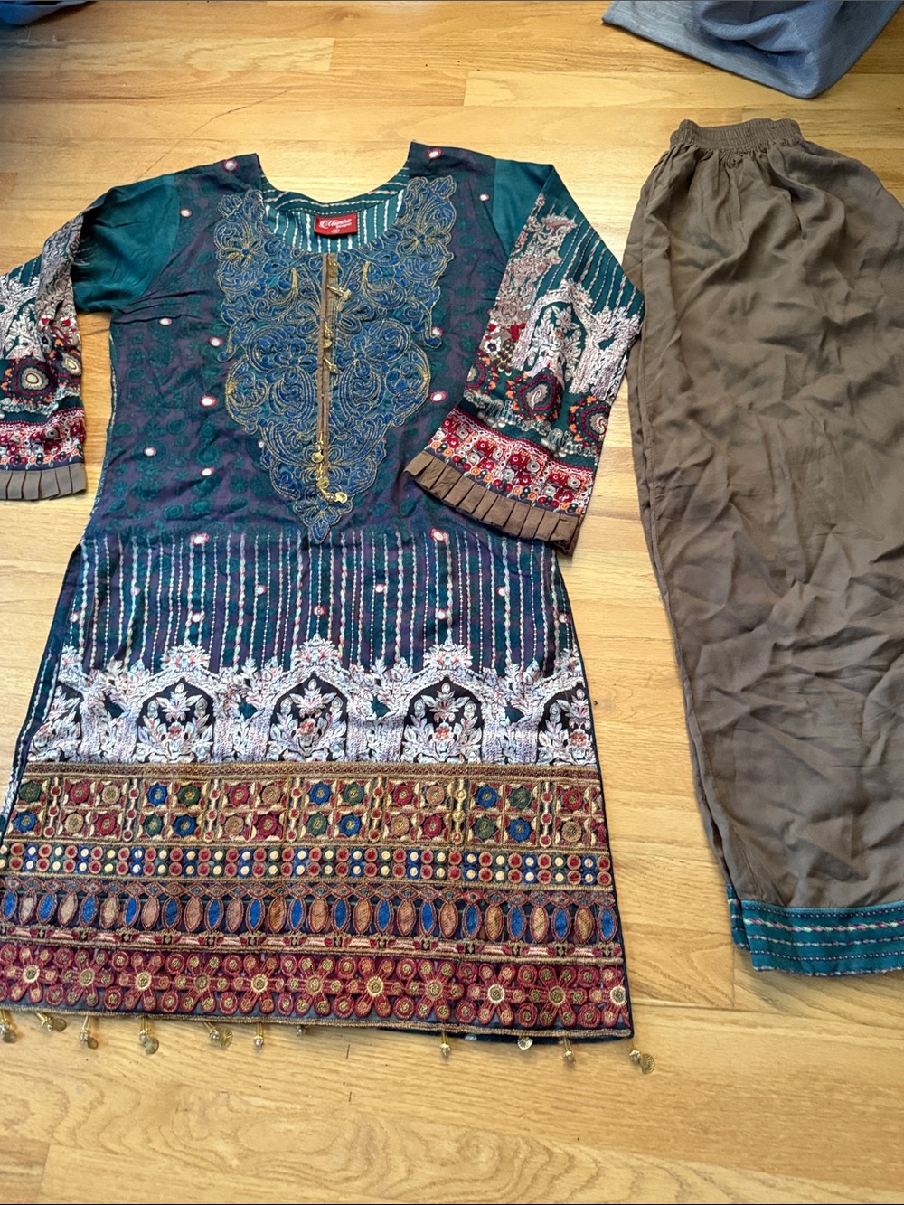 Cotton/linen Embroidered Teal & Brown Pakistani kameez shalwar dupatta suit Desi